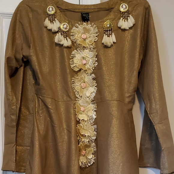 2 piece beautiful moonlight A line dress with straight pants - Picture 2 of 3